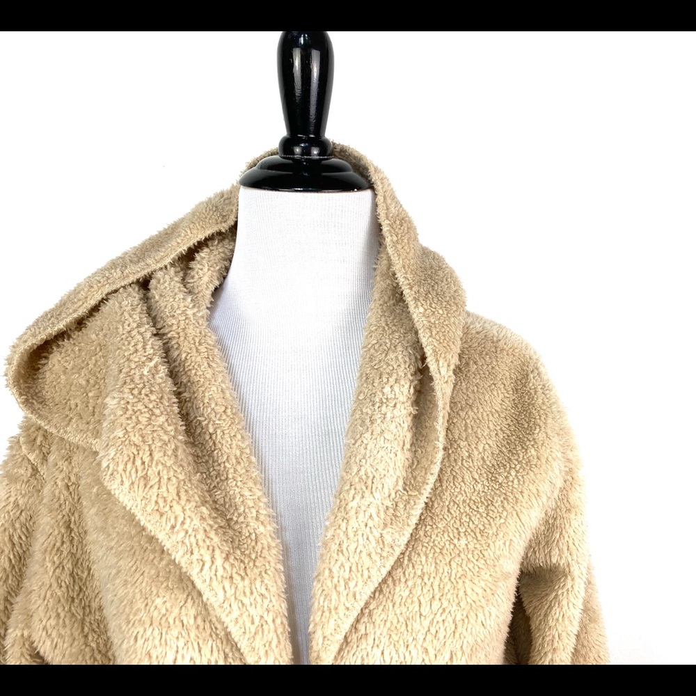 Teddy Bear Hooded Jacket | M | off the charts cozy